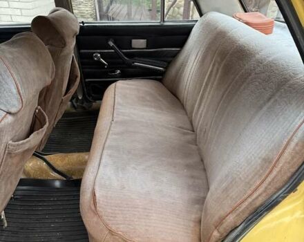 Жовтий ВАЗ 2106, об'ємом двигуна 1.5 л та пробігом 200 тис. км за 700 $, фото 7 на Automoto.ua