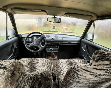 Желтый ВАЗ 2106, объемом двигателя 0 л и пробегом 222 тыс. км за 581 $, фото 7 на Automoto.ua