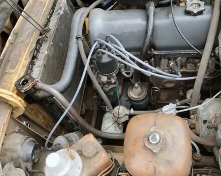 Желтый ВАЗ 2106, объемом двигателя 1.6 л и пробегом 267 тыс. км за 1000 $, фото 1 на Automoto.ua