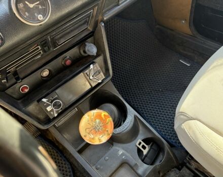 Желтый ВАЗ 2106, объемом двигателя 1.3 л и пробегом 100 тыс. км за 625 $, фото 3 на Automoto.ua