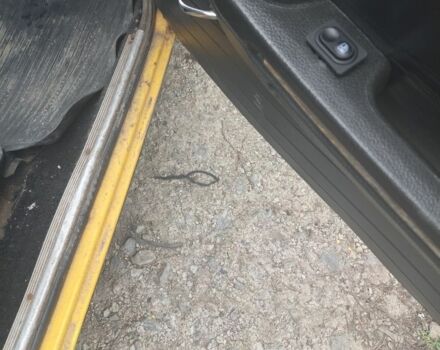 Желтый ВАЗ 2106, объемом двигателя 1.5 л и пробегом 1 тыс. км за 593 $, фото 2 на Automoto.ua