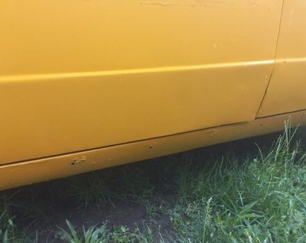 Желтый ВАЗ 2106, объемом двигателя 0 л и пробегом 100 тыс. км за 459 $, фото 6 на Automoto.ua