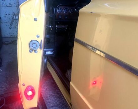 Жовтий ВАЗ 2106, об'ємом двигуна 1.5 л та пробігом 59 тис. км за 2500 $, фото 3 на Automoto.ua