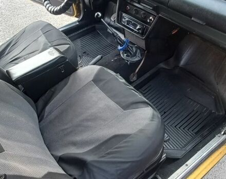 Жовтий ВАЗ 2106, об'ємом двигуна 1.3 л та пробігом 200 тис. км за 1100 $, фото 5 на Automoto.ua