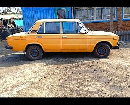 Желтый ВАЗ 2106, объемом двигателя 1.5 л и пробегом 250 тыс. км за 650 $, фото 2 на Automoto.ua