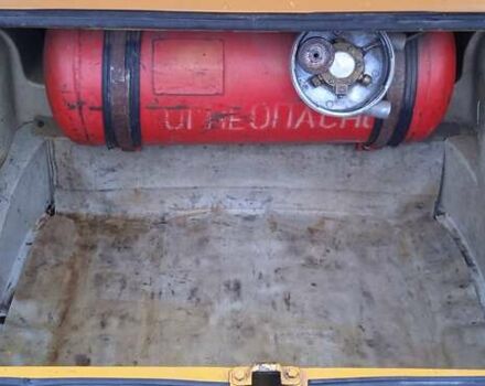 Жовтий ВАЗ 2106, об'ємом двигуна 1.3 л та пробігом 100 тис. км за 1000 $, фото 21 на Automoto.ua