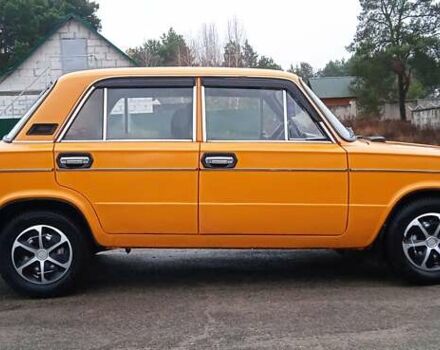 Жовтий ВАЗ 2106, об'ємом двигуна 1.3 л та пробігом 100 тис. км за 1000 $, фото 1 на Automoto.ua