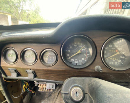 Желтый ВАЗ 2106, объемом двигателя 1.6 л и пробегом 740 тыс. км за 581 $, фото 9 на Automoto.ua