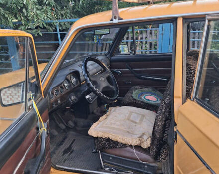 Желтый ВАЗ 2106, объемом двигателя 0 л и пробегом 66 тыс. км за 890 $, фото 6 на Automoto.ua