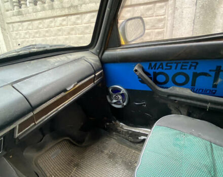 Желтый ВАЗ 2106, объемом двигателя 1.6 л и пробегом 740 тыс. км за 581 $, фото 8 на Automoto.ua