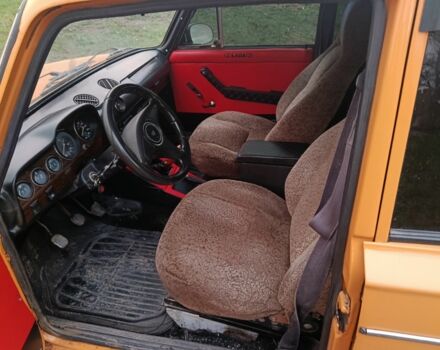 Желтый ВАЗ 2106, объемом двигателя 1.5 л и пробегом 240 тыс. км за 899 $, фото 5 на Automoto.ua