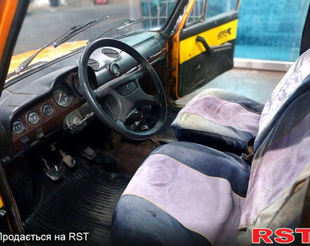 Желтый ВАЗ 2106, объемом двигателя 1.5 л и пробегом 180 тыс. км за 500 $, фото 8 на Automoto.ua