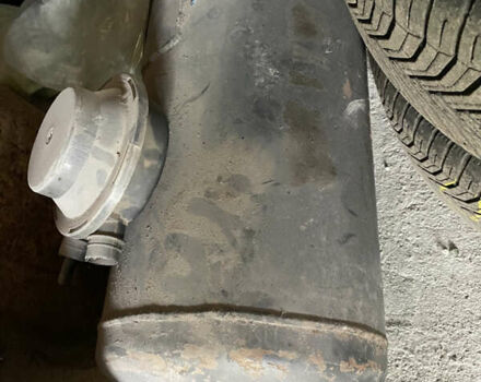 Желтый ВАЗ 2106, объемом двигателя 1.6 л и пробегом 740 тыс. км за 581 $, фото 13 на Automoto.ua