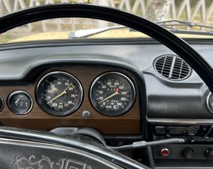 Желтый ВАЗ 2106, объемом двигателя 1.3 л и пробегом 81 тыс. км за 1900 $, фото 4 на Automoto.ua