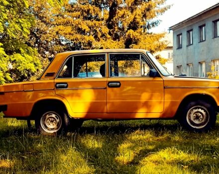 Желтый ВАЗ 2106, объемом двигателя 1 л и пробегом 200 тыс. км за 25000 $, фото 7 на Automoto.ua