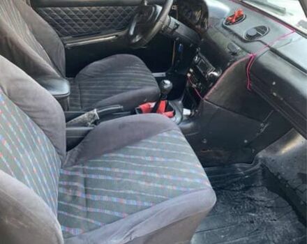 Желтый ВАЗ 2106, объемом двигателя 1.5 л и пробегом 3 тыс. км за 592 $, фото 3 на Automoto.ua