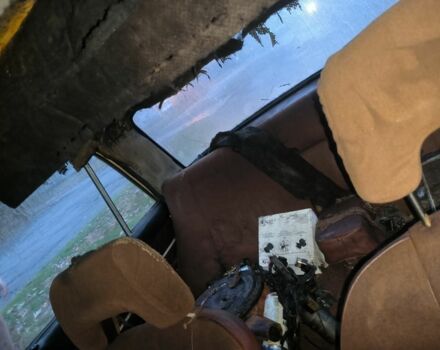 Желтый ВАЗ 2106, объемом двигателя 1.5 л и пробегом 1 тыс. км за 178 $, фото 6 на Automoto.ua