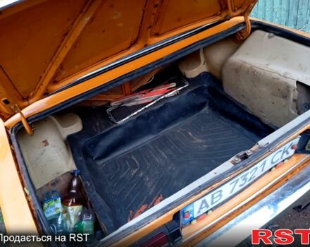Желтый ВАЗ 2106, объемом двигателя 1.5 л и пробегом 198 тыс. км за 690 $, фото 8 на Automoto.ua