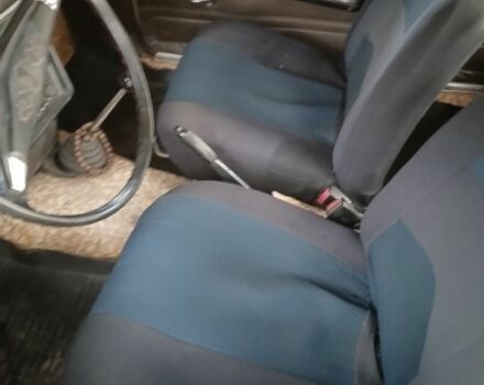 Желтый ВАЗ 2106, объемом двигателя 1.5 л и пробегом 102 тыс. км за 548 $, фото 6 на Automoto.ua