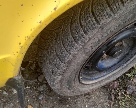 Жовтий ВАЗ 2106, об'ємом двигуна 0 л та пробігом 323 тис. км за 714 $, фото 2 на Automoto.ua