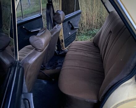 Желтый ВАЗ 2106, объемом двигателя 1.3 л и пробегом 80 тыс. км за 650 $, фото 6 на Automoto.ua