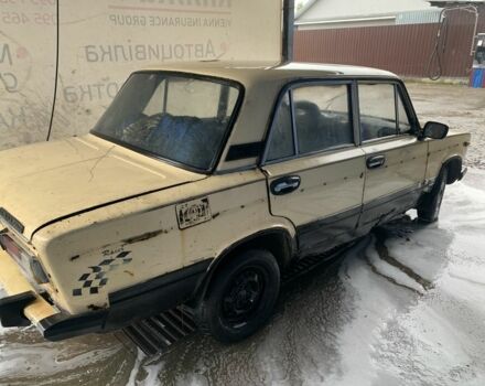 Желтый ВАЗ 2106, объемом двигателя 1.2 л и пробегом 200 тыс. км за 191 $, фото 5 на Automoto.ua