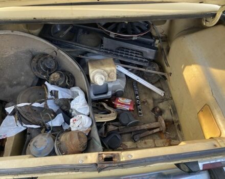 Желтый ВАЗ 2106, объемом двигателя 1.5 л и пробегом 3 тыс. км за 357 $, фото 19 на Automoto.ua