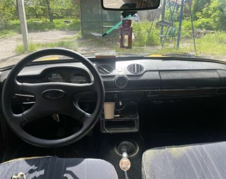 Жовтий ВАЗ 2106, об'ємом двигуна 1.3 л та пробігом 2 тис. км за 600 $, фото 5 на Automoto.ua