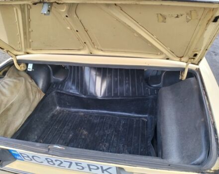 Желтый ВАЗ 2106, объемом двигателя 1.5 л и пробегом 103 тыс. км за 1000 $, фото 6 на Automoto.ua