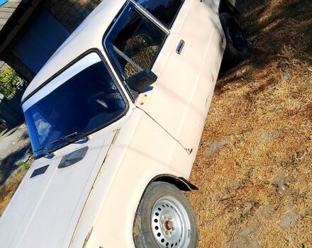 Желтый ВАЗ 2106, объемом двигателя 1.3 л и пробегом 0 тыс. км за 450 $, фото 6 на Automoto.ua