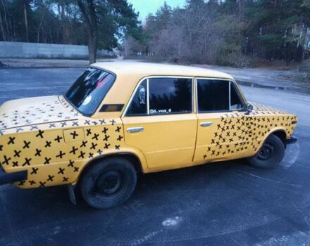 Желтый ВАЗ 2106, объемом двигателя 1 л и пробегом 2 тыс. км за 597 $, фото 4 на Automoto.ua