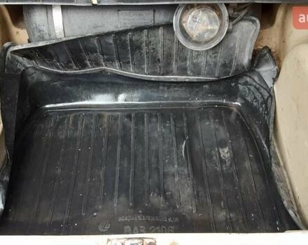 Желтый ВАЗ 2106, объемом двигателя 1.3 л и пробегом 45 тыс. км за 1500 $, фото 3 на Automoto.ua