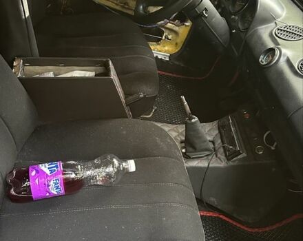 ВАЗ 2106 1988 в Одессе на Automoto.ua Желтый ВАЗ 2106, объемом двигателя 1.3 л и пробегом 98 тыс. км за 1500 $, фото 3 на Automoto.ua