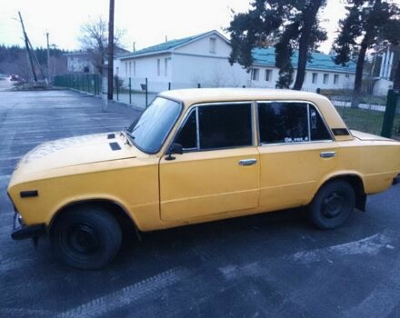 Желтый ВАЗ 2106, объемом двигателя 1 л и пробегом 2 тыс. км за 597 $, фото 2 на Automoto.ua