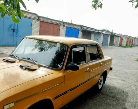 Желтый ВАЗ 2106, объемом двигателя 0 л и пробегом 198 тыс. км за 850 $, фото 2 на Automoto.ua
