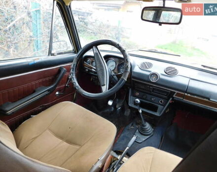 Желтый ВАЗ 2106, объемом двигателя 1.6 л и пробегом 123 тыс. км за 765 $, фото 8 на Automoto.ua