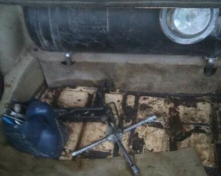 Желтый ВАЗ 2106, объемом двигателя 0 л и пробегом 36 тыс. км за 850 $, фото 2 на Automoto.ua