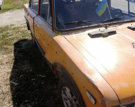 Желтый ВАЗ 2106, объемом двигателя 1.3 л и пробегом 260 тыс. км за 291 $, фото 3 на Automoto.ua