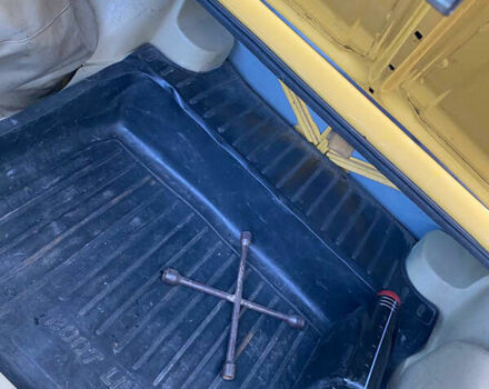 Жовтий ВАЗ 2106, об'ємом двигуна 0 л та пробігом 80 тис. км за 850 $, фото 13 на Automoto.ua