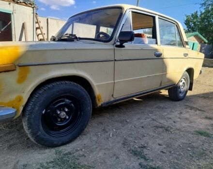 Желтый ВАЗ 2106, объемом двигателя 0 л и пробегом 666 тыс. км за 595 $, фото 1 на Automoto.ua