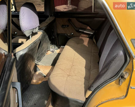 Желтый ВАЗ 2106, объемом двигателя 1.5 л и пробегом 77 тыс. км за 1000 $, фото 8 на Automoto.ua