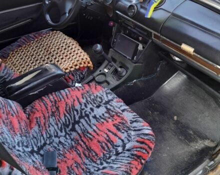 Желтый ВАЗ 2106, объемом двигателя 1.6 л и пробегом 1000 тыс. км за 406 $, фото 4 на Automoto.ua