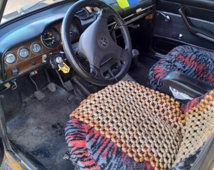 Желтый ВАЗ 2106, объемом двигателя 1.6 л и пробегом 1000 тыс. км за 406 $, фото 2 на Automoto.ua