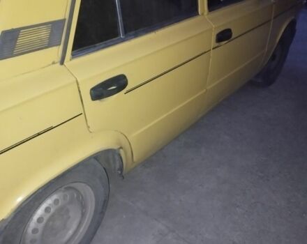 Желтый ВАЗ 2106, объемом двигателя 1.6 л и пробегом 120 тыс. км за 500 $, фото 1 на Automoto.ua
