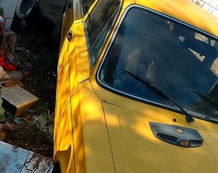Желтый ВАЗ 2106, объемом двигателя 1.6 л и пробегом 120 тыс. км за 600 $, фото 1 на Automoto.ua