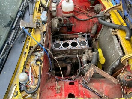 Жовтий ВАЗ 2106, об'ємом двигуна 1.6 л та пробігом 3 тис. км за 300 $, фото 1 на Automoto.ua