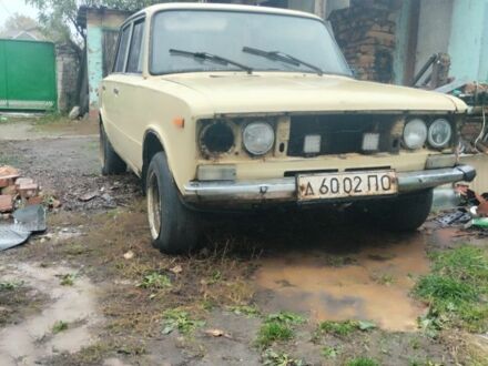 Желтый ВАЗ 2106, объемом двигателя 1 л и пробегом 999 тыс. км за 143 $, фото 1 на Automoto.ua