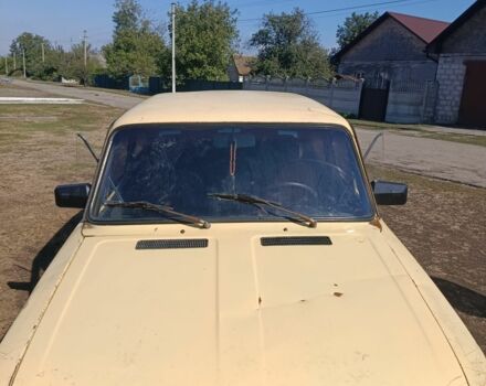 Жовтий ВАЗ 2106, об'ємом двигуна 1.5 л та пробігом 303 тис. км за 219 $, фото 1 на Automoto.ua