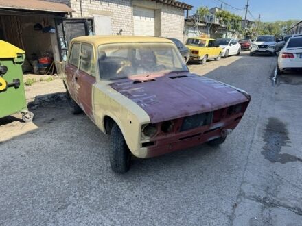 ВАЗ 2106 1988 у Одесі на Automoto.ua Жовтий ВАЗ 2106, об'ємом двигуна 1.5 л та пробігом 100 тис. км за 250 $, фото 1 на Automoto.ua