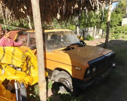 Желтый ВАЗ 2106, объемом двигателя 1 л и пробегом 1000 тыс. км за 455 $, фото 1 на Automoto.ua